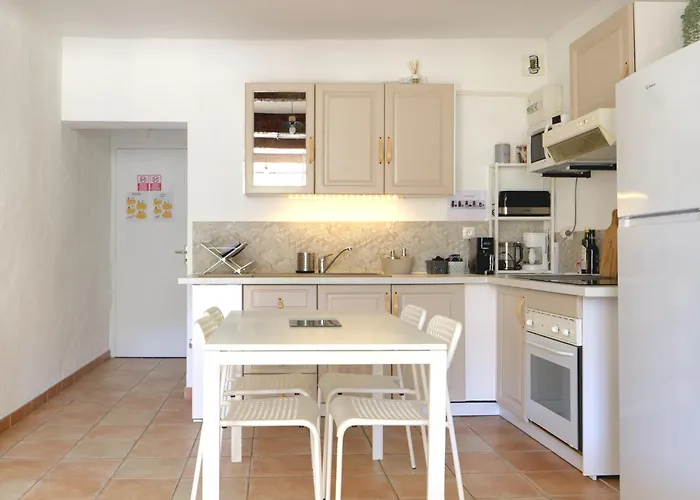 Cote Place アパート リエ